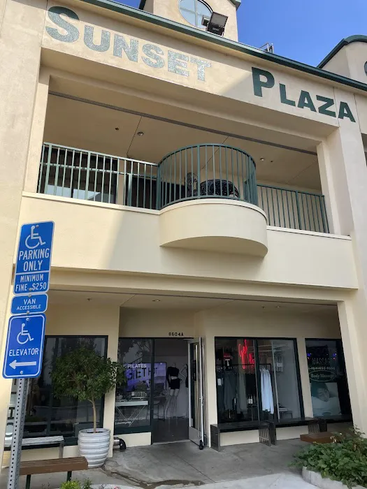 Hot Pilates Picture 8