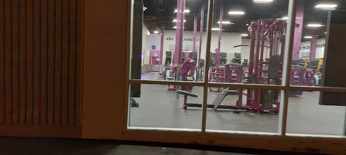 Planet Fitness Picture 8