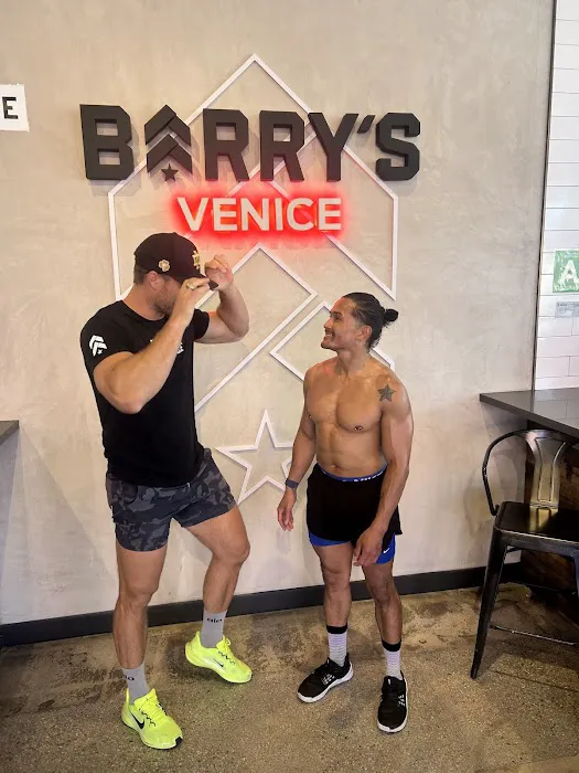 Barry's Venice Picture 8