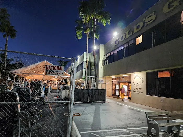 Gold's Gym Venice Picture 7