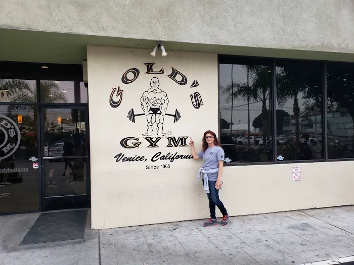 Gold's Gym Venice Picture 1
