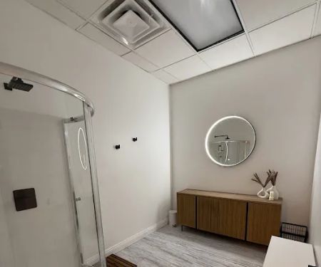 The Pilates Cave- Mat Method