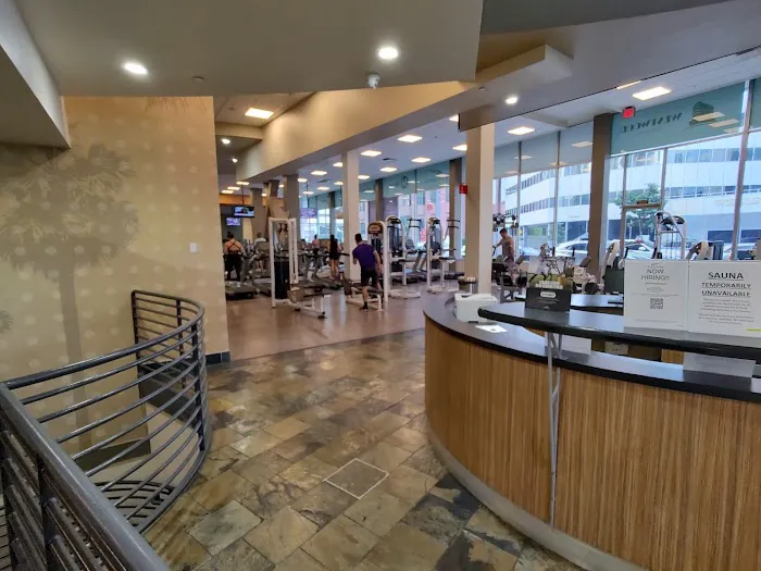 LA Fitness Picture 10