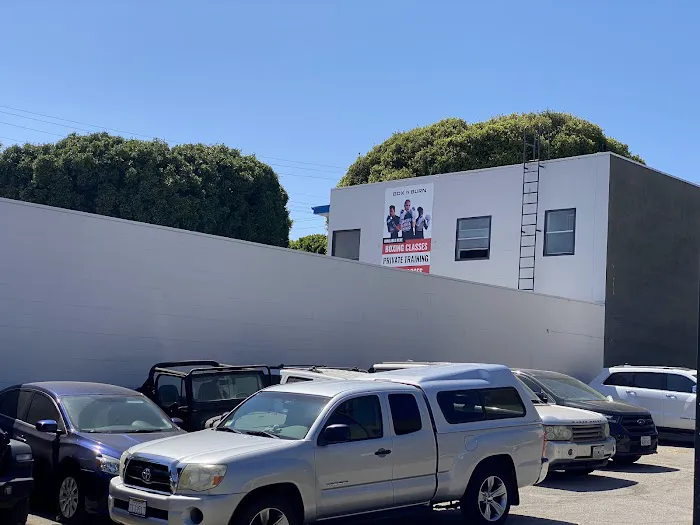 Box 'N Burn Santa Monica Boxing Fitness Gym Picture 4