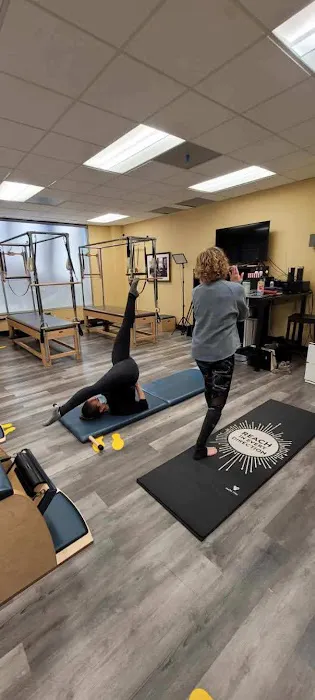 2 Pilates Chicks Picture 7