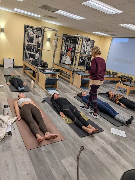 2 Pilates Chicks Picture 3