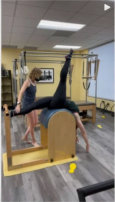 2 Pilates Chicks Picture 8