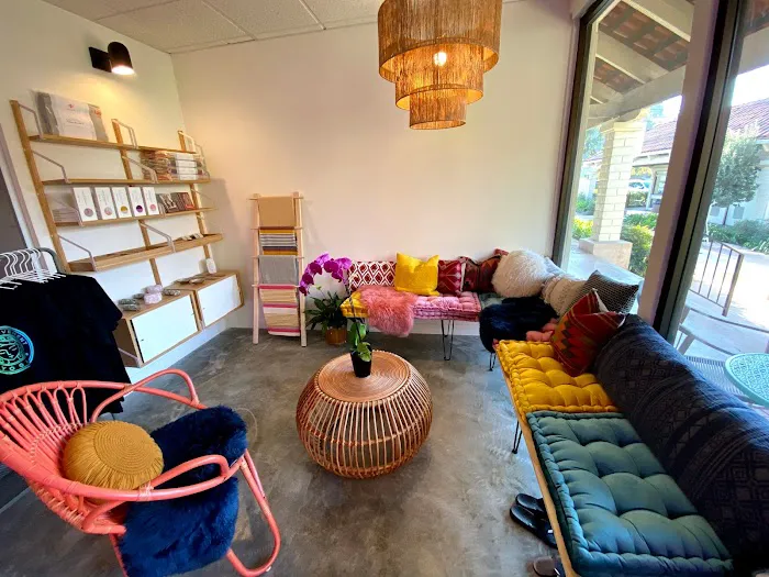 Soul Movement Yoga Picture 5