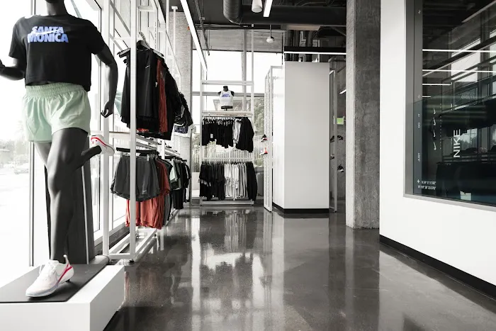 Nike Running Studio - Santa Monica Picture 2