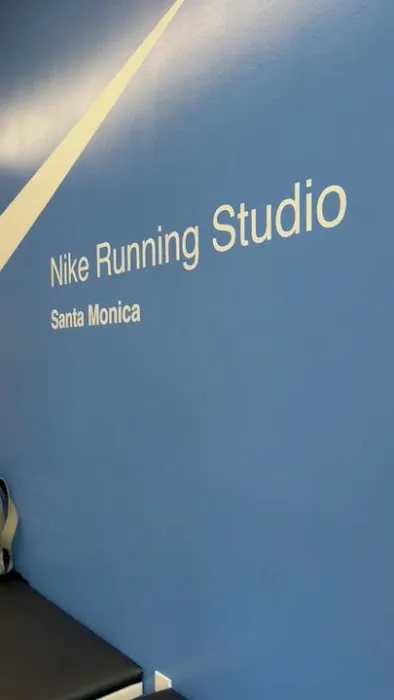 Nike Running Studio - Santa Monica Picture 9