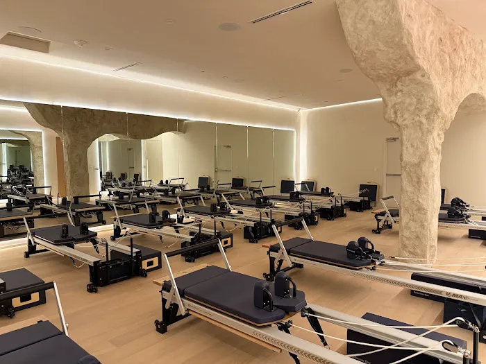 Move Studios - Pilates Yoga Rebounder (Santa Monica/Venice) Picture 3