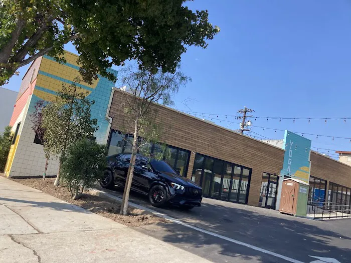 CAMP Los Angeles Picture 10