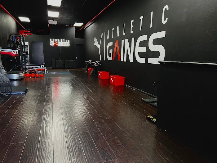 Athletic Gaines Picture 2