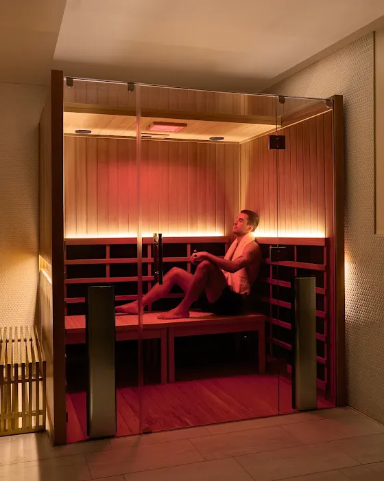 Monarch Athletic Club - Brentwood Picture 4