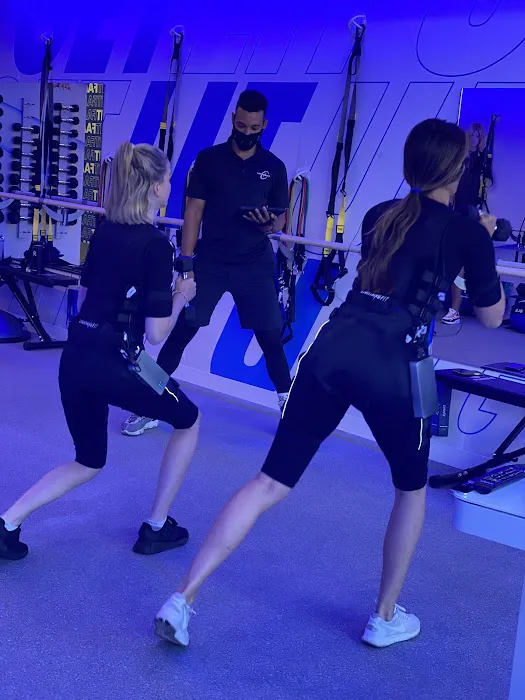 Lightning Fit Picture 1