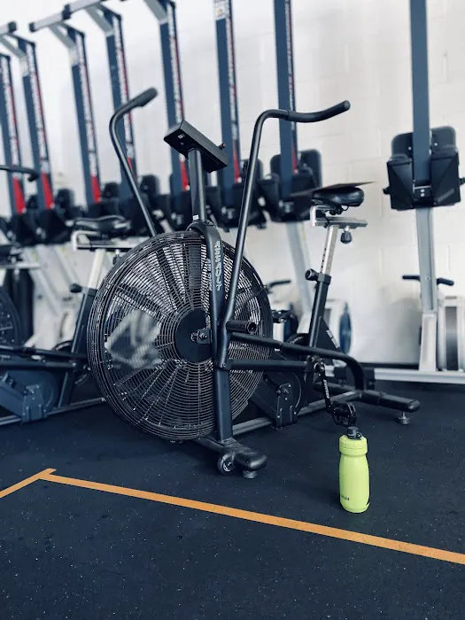 Oak Park - The Home of CrossFit Los Angeles Picture 3