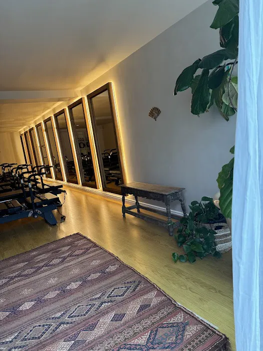 Studio Elevate Picture 8