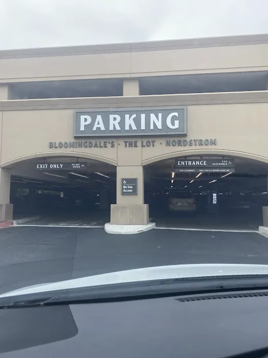 CorePower Yoga - Fashion Island Picture 7