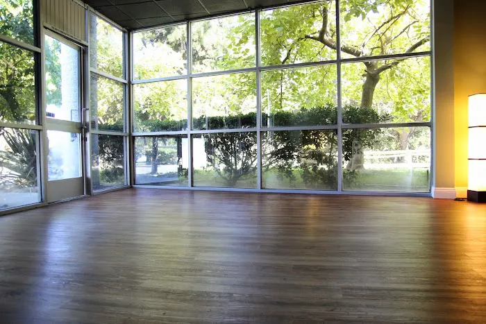 Shaanti Yoga OC Picture 2