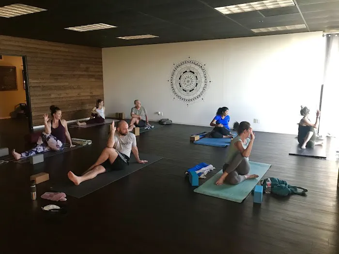 Shaanti Yoga OC Picture 9