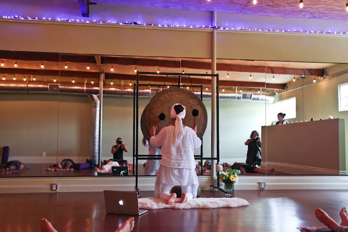 Hot Yoga Claremont Picture 3