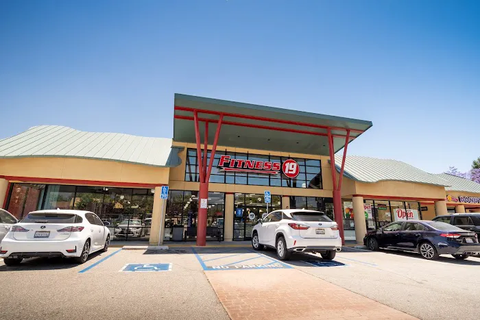 Fitness 19 Picture 5