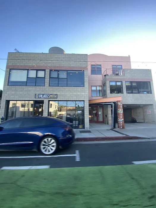 Pilatesmith - Santa Monica Picture 7