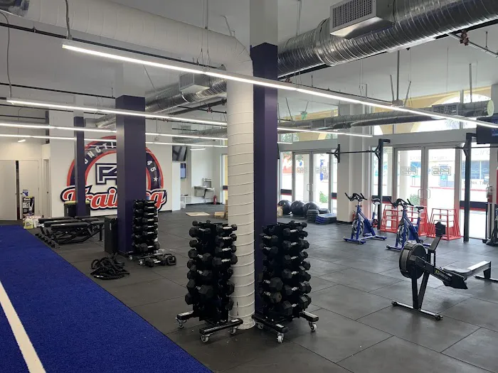 F45 Training Santa Monica Main St Picture 5