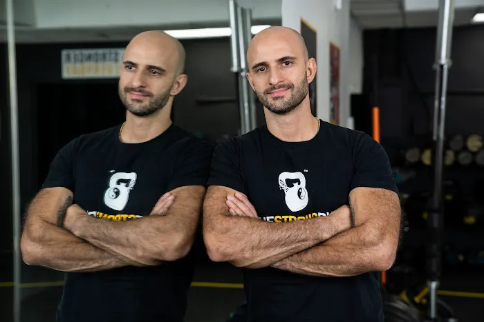 The Strong DNA Picture 3