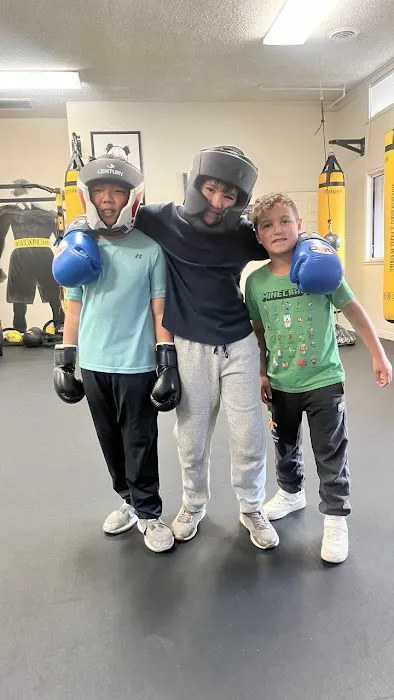 BOXING UA GYM Picture 8