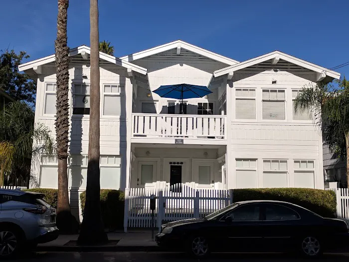 Movement Center Los Angeles | art in motion Picture 9