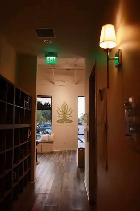 Devi Rebel Yoga Picture 8