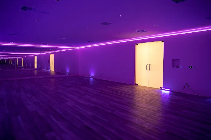 Devi Rebel Yoga Picture 3