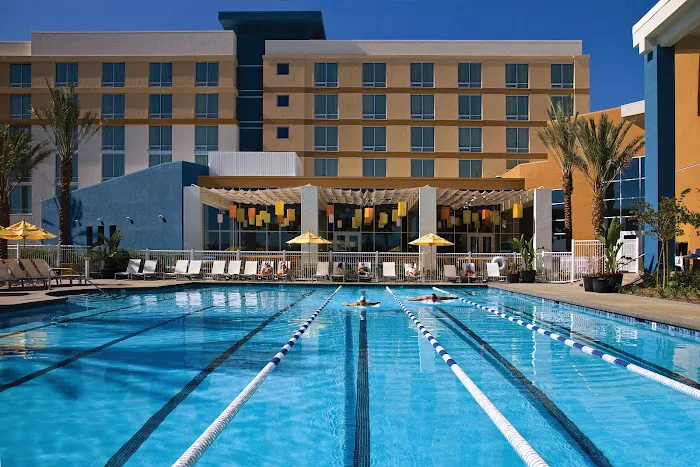 ClubSport Aliso Viejo Health and Fitness Gym Picture 4