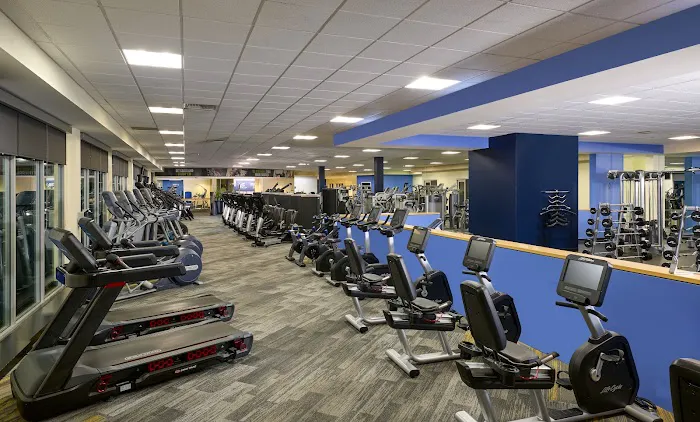 ClubSport Aliso Viejo Health and Fitness Gym Picture 10