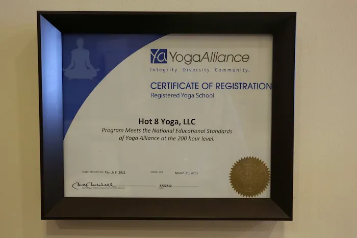 Hot 8 Yoga Picture 9