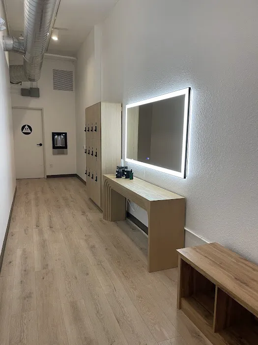 BODYROK Santa Monica Picture 5