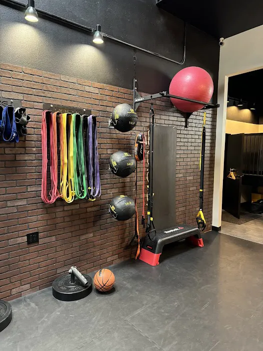 Momentum CDM Gym Picture 9