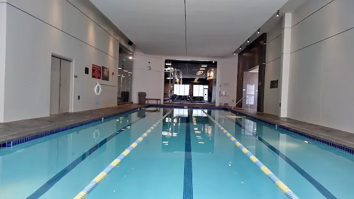 Gold's Gym Montclair Picture 3