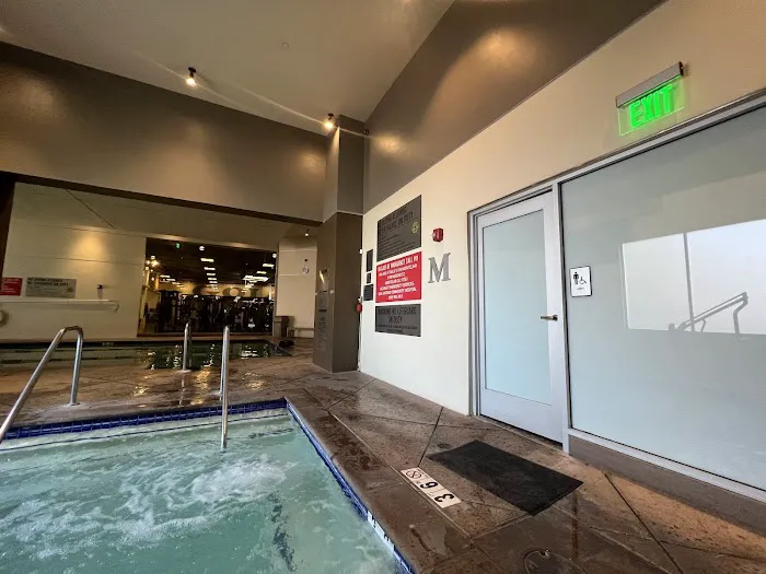 Gold's Gym Montclair Picture 6