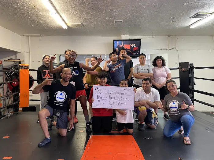 The Self-Care Lab Boxing & Fitness Club Picture 6