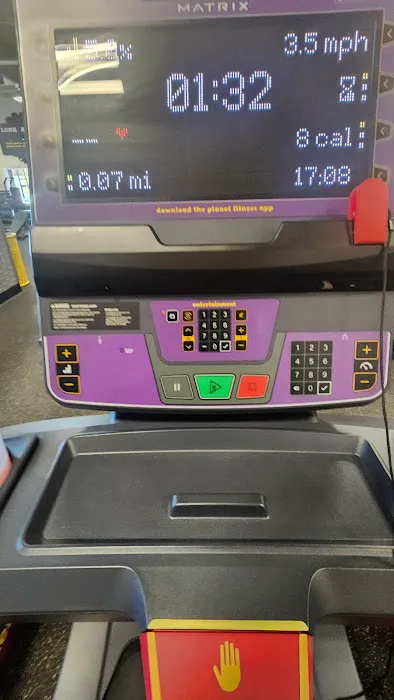 Planet Fitness Picture 1