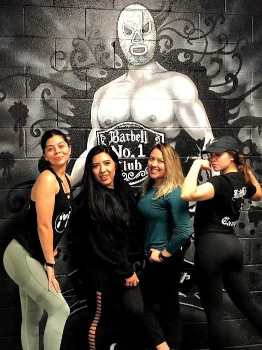 El Luchador Barbell Club Picture 8