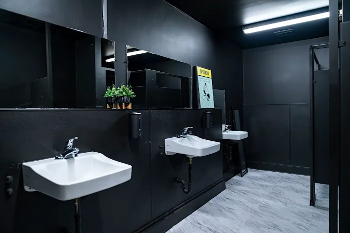 WNR'S Circle Training Facility Picture 4