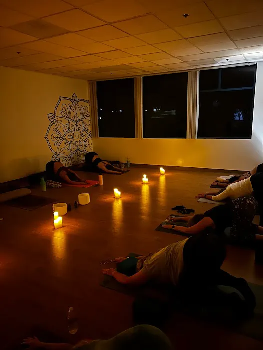 Xhale Yoga Studio Picture 6
