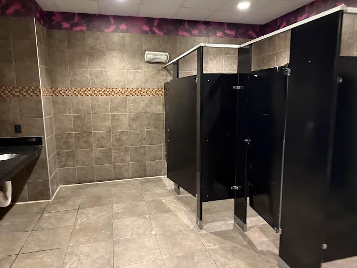 Planet Fitness Picture 6