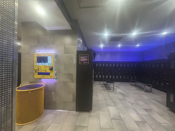 Planet Fitness Picture 1