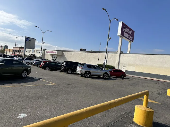 Planet Fitness Picture 10