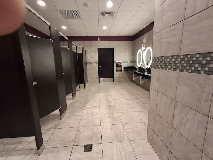 Planet Fitness Picture 3