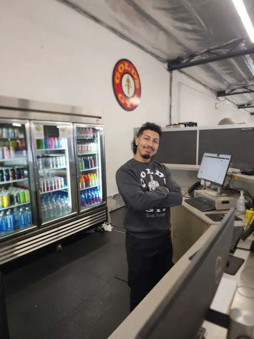 Gold's Gym North Hollywood Picture 2